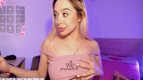 Snapshot of amorkiss chatting on September 16, 3:40 am Amorkiss online show from September 16, 3:40 am