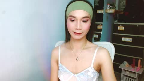 Snapshot of amorous_tina chatting on October 22, 7:02 pm Tina online show from October 22, 7:02 pm