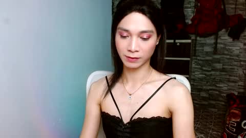 Snapshot of amorous_tina chatting on March 8, 8:01 pm Tina online show from March 8, 8:01 pm