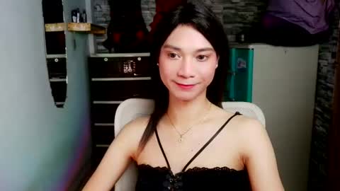 Snapshot of amorous_tina chatting on July 30, 5:34 pm Tina online show from July 30, 5:34 pm