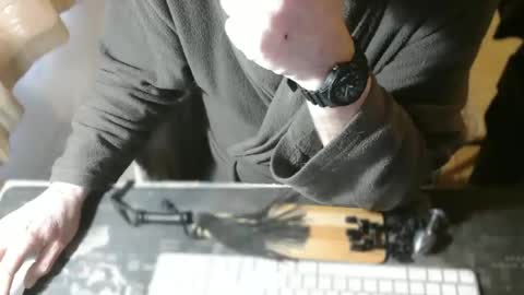 amslave4f online show from May 3, 6:52 am