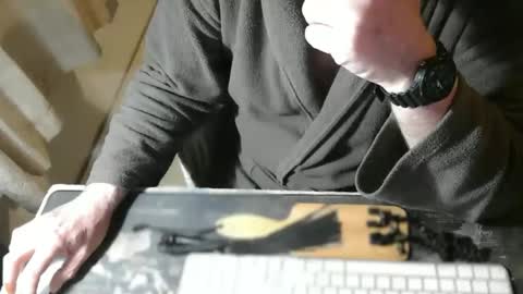 amslave4f online show from May 24, 8:47 pm