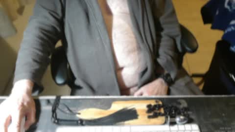 amslave4f online show from August 1, 10:52 pm