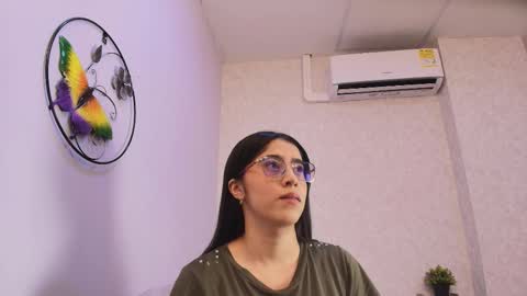 amy__wats0n online show from February 9, 7:07 pm