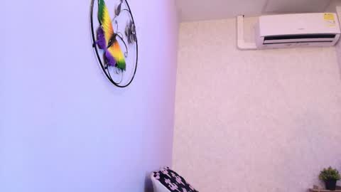 amy__wats0n online show from February 12, 7:09 pm