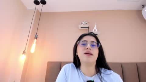 amy__wats0n online show from June 6, 7:18 pm