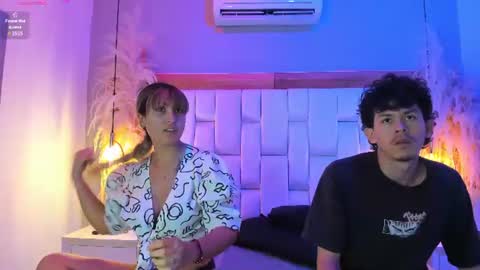 Snapshot of amy_and_aleex chatting on June 20, 11:02 am amy_and_aleex online show from June 20, 11:02 am