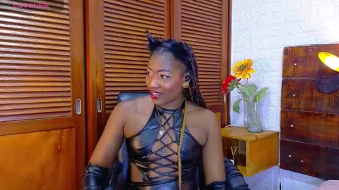  Amy online show from December 5, 8:27 pm