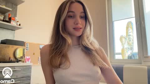 Amy Chill online show from February 19, 1:39 pm