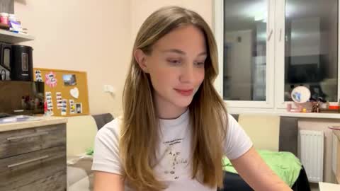 Amy Chill online show from December 1, 6:35 pm