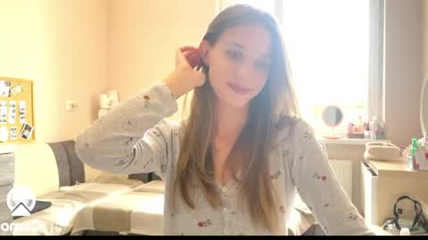 Snapshot of amy_chill chatting on May 4, 10:44 am Amy Chill online show from May 4, 10:44 am