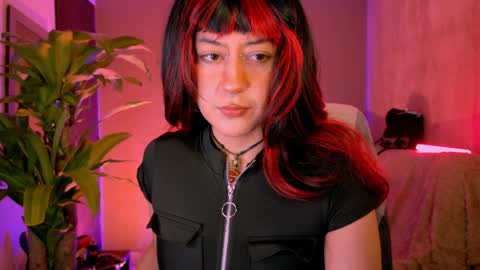 Snapshot of amy_flaker888 chatting on April 5, 1:47 am amy_flaker888 online show from April 5, 1:47 am