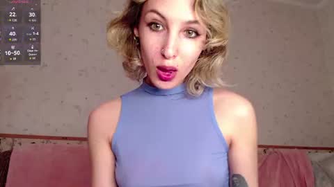 Snapshot of amy_glorious chatting on June 28, 2:06 am Amy online show from June 28, 2:06 am