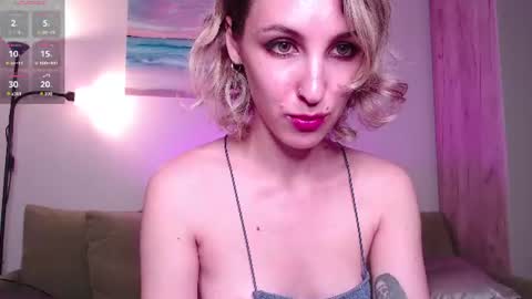 Snapshot of amy_glorious chatting on July 10, 7:49 pm Amy online show from July 10, 7:49 pm