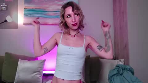 Snapshot of amy_glorious chatting on July 16, 9:59 am Amy online show from July 16, 9:59 am