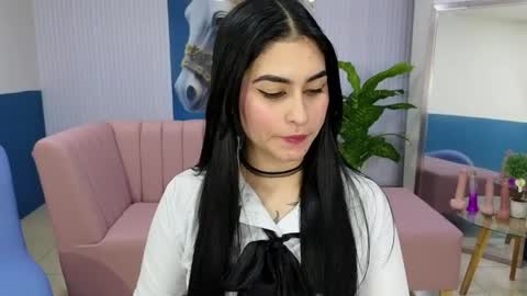 Snapshot of amy_lovelydoll chatting on May 16, 9:35 pm Amy online show from May 16, 9:35 pm