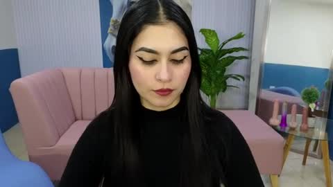 Snapshot of amy_lovelydoll chatting on May 27, 7:11 pm Amy online show from May 27, 7:11 pm