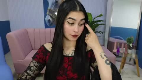 Snapshot of amy_lovelydoll chatting on June 6, 7:29 pm Amy online show from June 6, 7:29 pm