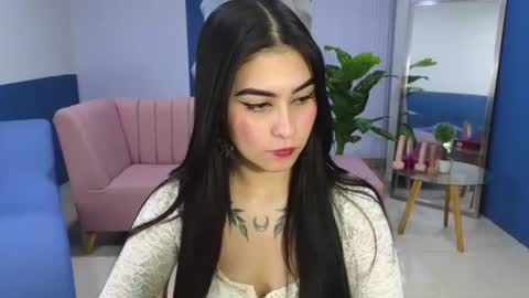 Snapshot of amy_lovelydoll chatting on July 12, 9:28 pm Amy online show from July 12, 9:28 pm