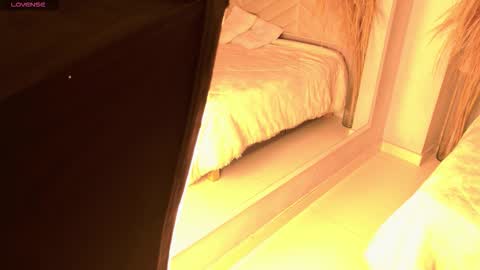 Amy online show from November 21, 8:40 pm