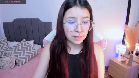 Amy sophia 3 online show from April 28, 11:37 am