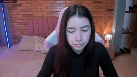 Snapshot of amy_sophiaa chatting on May 30, 12:02 pm Amy sophia 3 online show from May 30, 12:02 pm