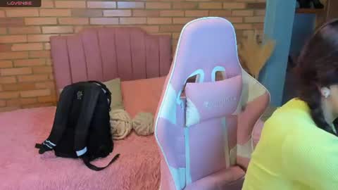 Snapshot of amy_sophiaa chatting on July 28, 11:05 am Amy sophia 3 online show from July 28, 11:05 am