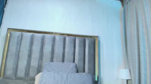Snapshot of amy_swann chatting on May 6, 11:26 am Amy online show from May 6, 11:26 am