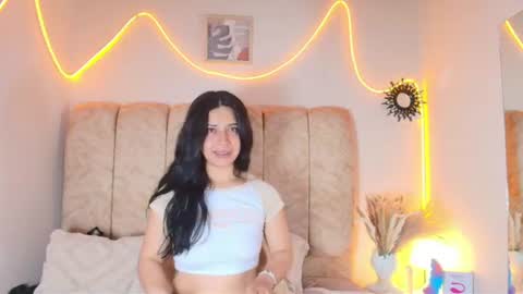 Snapshot of amy_swann chatting on June 27, 11:48 am Amy online show from June 27, 11:48 am
