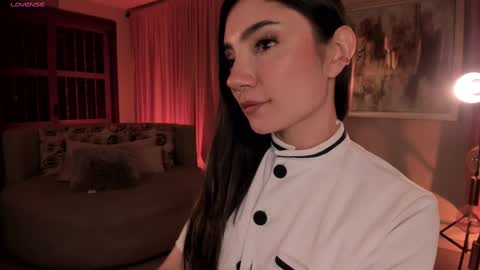 Snapshot of amyarmstrong chatting on February 17, 11:42 pm Amy Armstrong online show from February 17, 11:42 pm