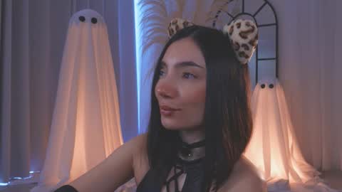 Snapshot of amyarmstrong chatting on October 22, 3:12 pm Amy Armstrong online show from October 22, 3:12 pm