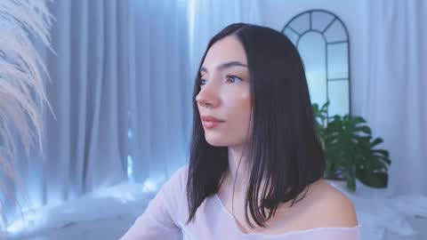 Snapshot of amyarmstrong chatting on November 21, 9:13 pm Amy Armstrong online show from November 21, 9:13 pm