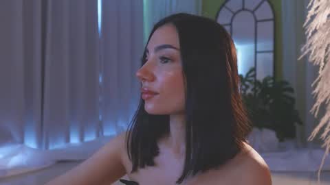 Snapshot of amyarmstrong chatting on December 4, 8:50 pm Amy Armstrong online show from December 4, 8:50 pm