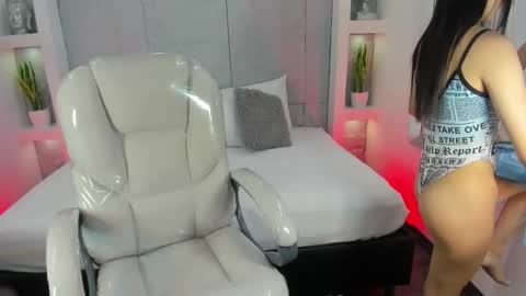 amy online show from November 7, 11:43 am