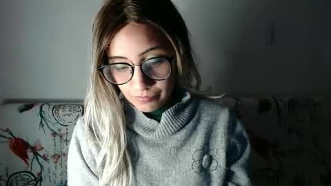 amycosplay99 online show from December 31, 10:58 am