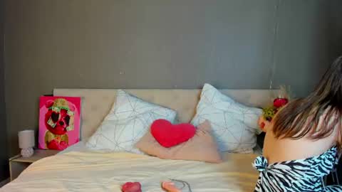 Snapshot of amydesiree chatting on July 12, 1:29 am Amy online show from July 12, 1:29 am