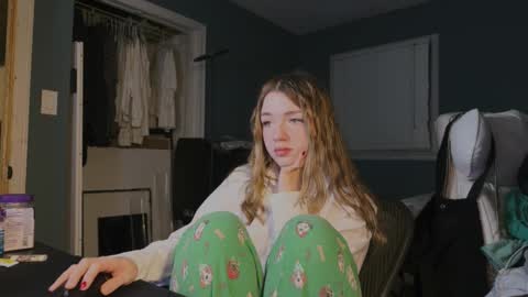 Amy online show from November 3, 4:14 am