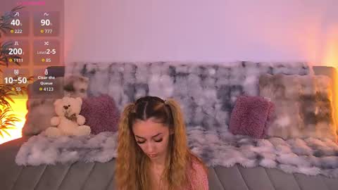 amykentt online show from June 21, 2:52 pm
