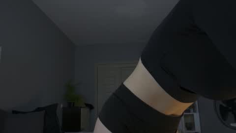 amylanee online show from November 23, 8:36 am