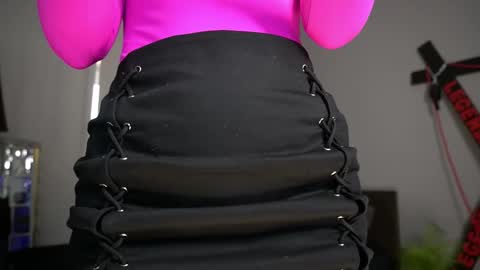 Snapshot of amylanee chatting on February 9, 7:45 am amylanee online show from February 9, 7:45 am