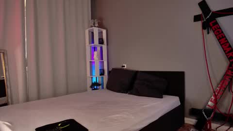 Snapshot of amylanee chatting on February 13, 7:48 am amylanee online show from February 13, 7:48 am