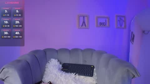 Amy ... Nice to meet u   thumb up me please its important online show from February 1, 1:23 am