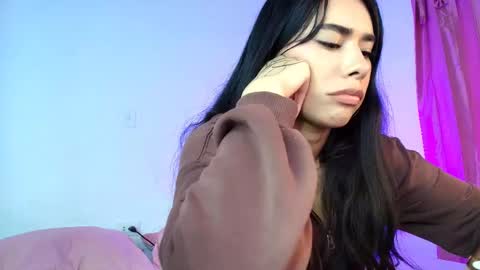 Amy ... Nice to meet u   thumb up me please its important online show from April 22, 11:17 pm
