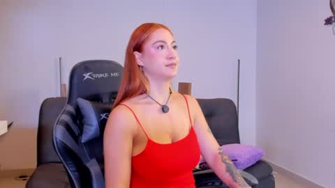 Snapshot of amypond__ chatting on June 21, 6:21 pm Amy online show from June 21, 6:21 pm