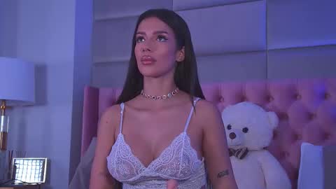 Amyra online show from October 10, 4:00 am