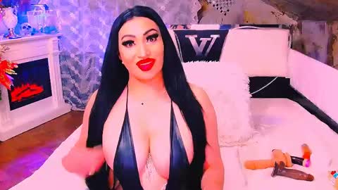 Snapshot of amyrarosera chatting on May 8, 10:04 pm Alimoonyia online show from May 8, 10:04 pm