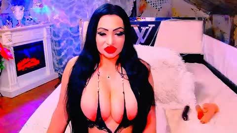 Snapshot of amyrarosera chatting on June 9, 9:59 pm Alimoonyia online show from June 9, 9:59 pm