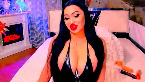 Snapshot of amyrarosera chatting on June 17, 9:16 pm Alimoonyia online show from June 17, 9:16 pm