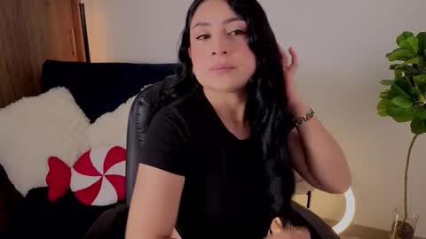 Aleja  online show from December 16, 12:10 pm