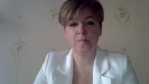 Snapshot of amyvalentine1 chatting on March 30, 6:03 am amyvalentine1 online show from March 30, 6:03 am